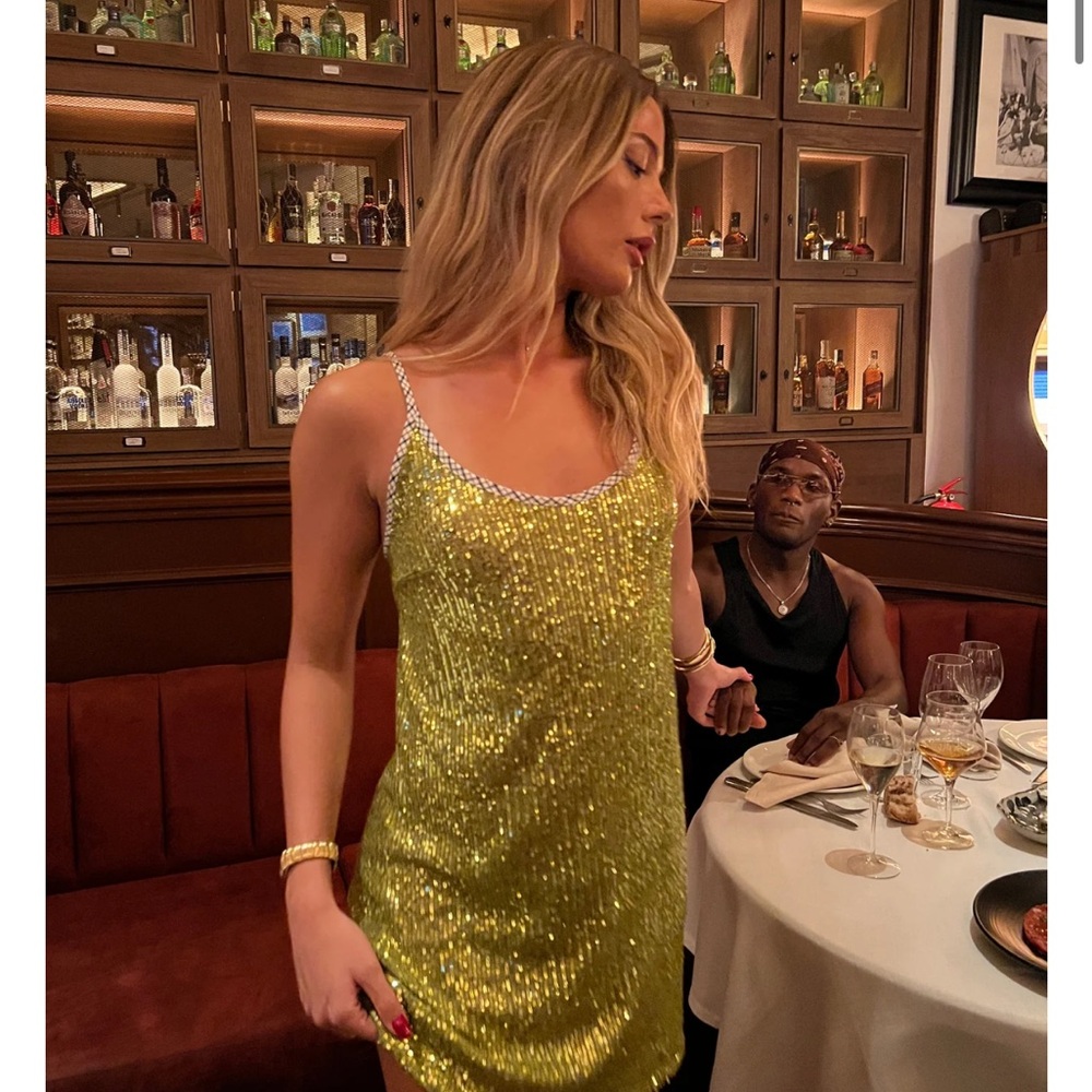 Rober's dress : Shimmering Sequin Mini Dress in Green